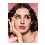 رژلب مات شیگلم رنگ BEACH BABE - Image 3