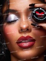 سایه چشم گلیتری کالکشن پروانه زرشکی شیگلم رنگ سفید