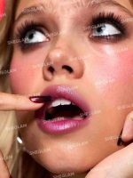 رژلب شاین دار هارلی کویین شیگلم رنگ خانه شادی