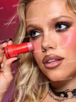 رژگونه استیکی هارلی کویین شیگلم رنگ big swing