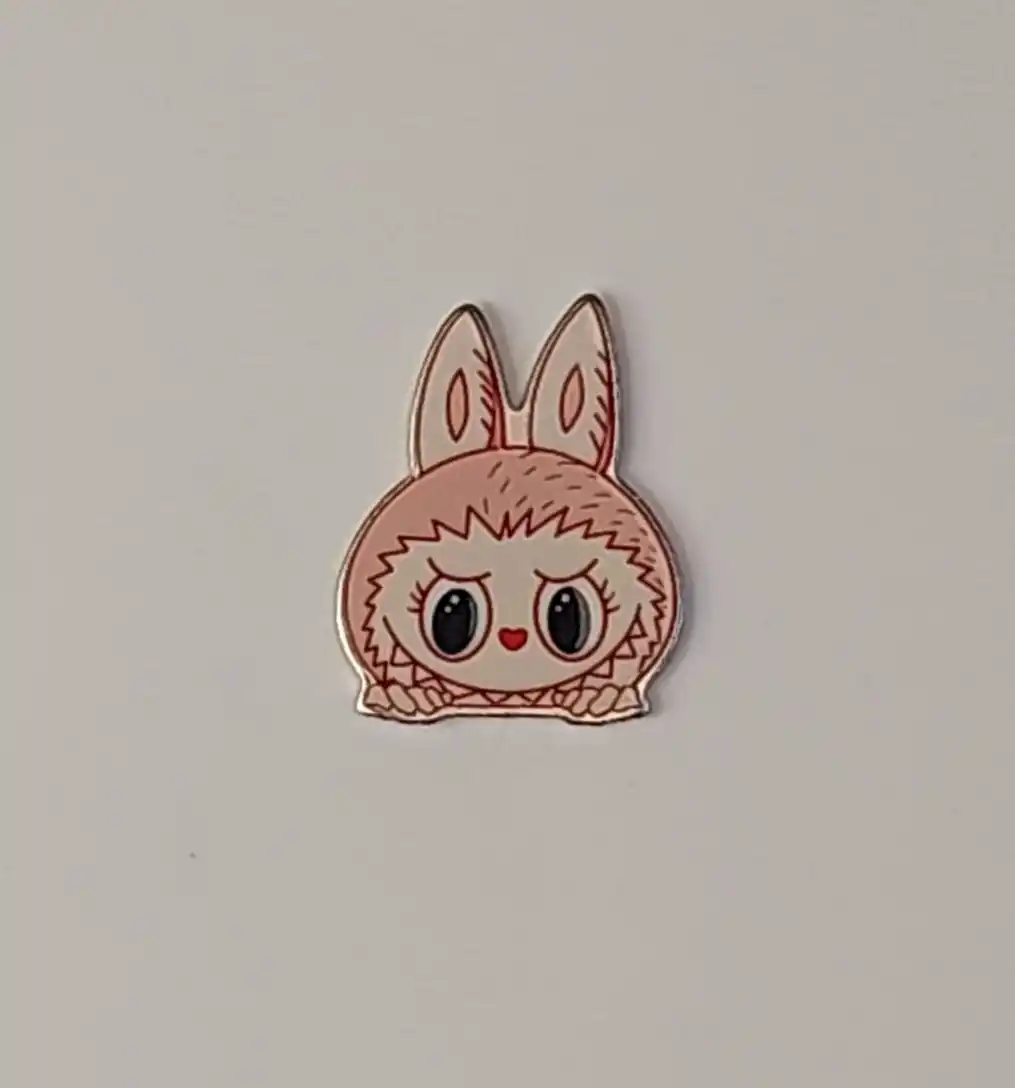 Labubu metal sticker استیکر و برچسب فلزی لبوبو